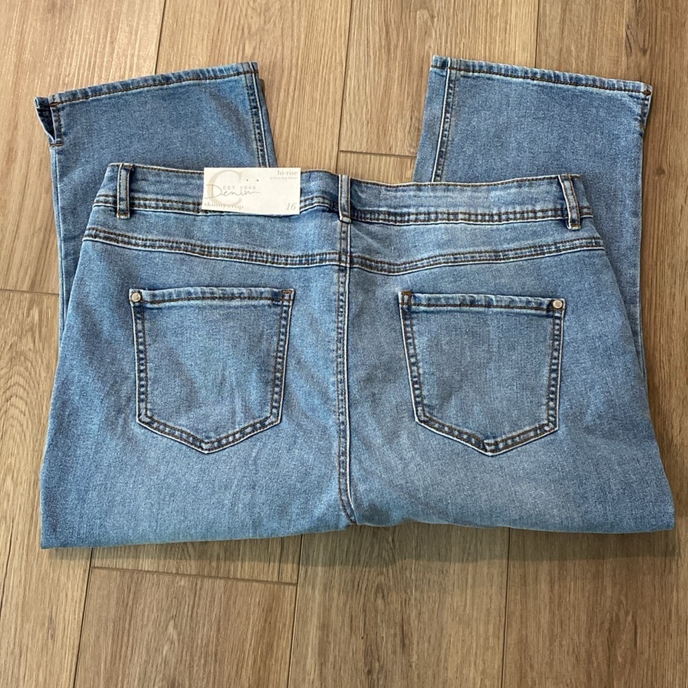 Cato Light Blue Cropped Ankle Jeans - Picture 4 of 4